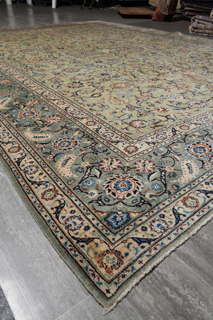 11 x 15 Light Green Authentic Persian Kashan rug #F-4123