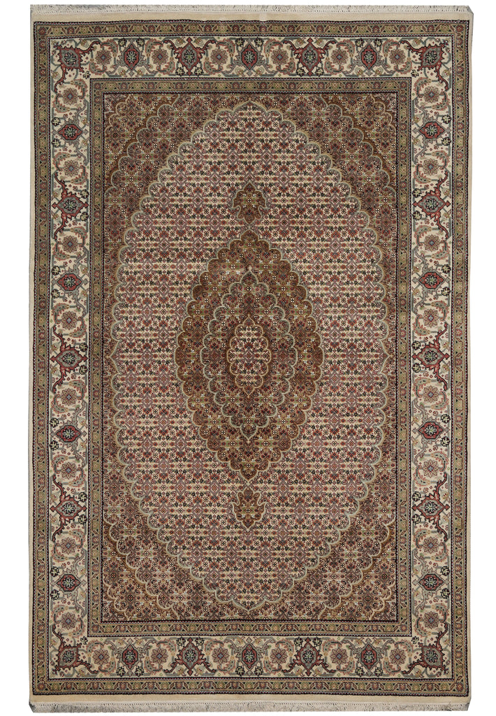 5 x 7 Traditional Persian Wool  Silk Hand-Knotted Rug 