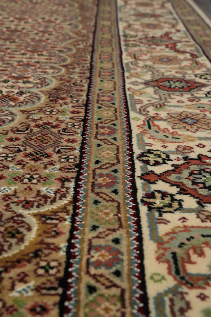 5 x 7 Earthy Tone Wool Silk Hand-Knotted Tabriz Mahi Rug #F-3072