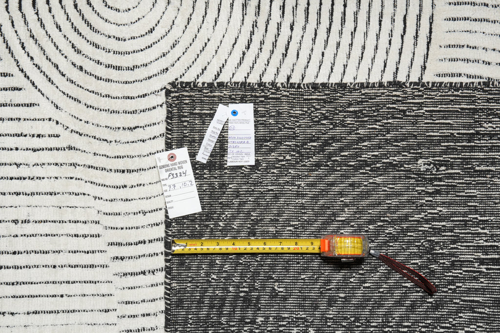 7.7 x 10 Modern Handmade Rug White Black #F-3324