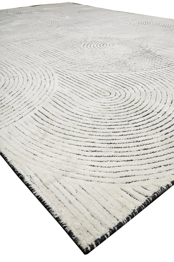 7.7 x 10 Modern Handmade Rug White Black #F-3324