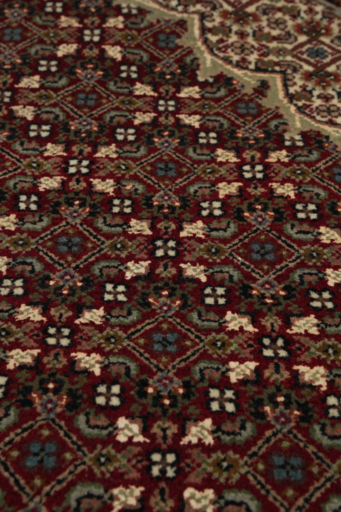 5.8 x 8.3 Quality Wool and Silk Tabriz Mahi Rug Pom Roby #F-3076