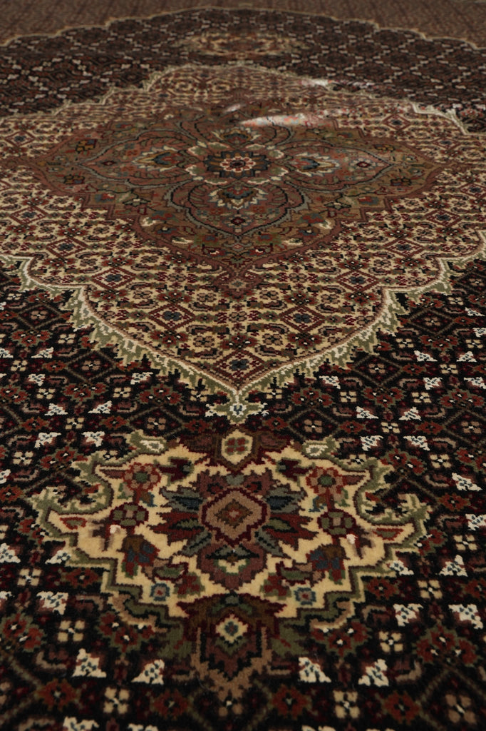 6.8 x 8 Traditional Wool Silk Hand-Knotted Quality Handmade Rug #F-3079