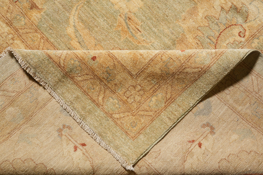 17 x 19.9 Quality Natural Wool Light Green Gold  Mansion Rug  #PIX-15461