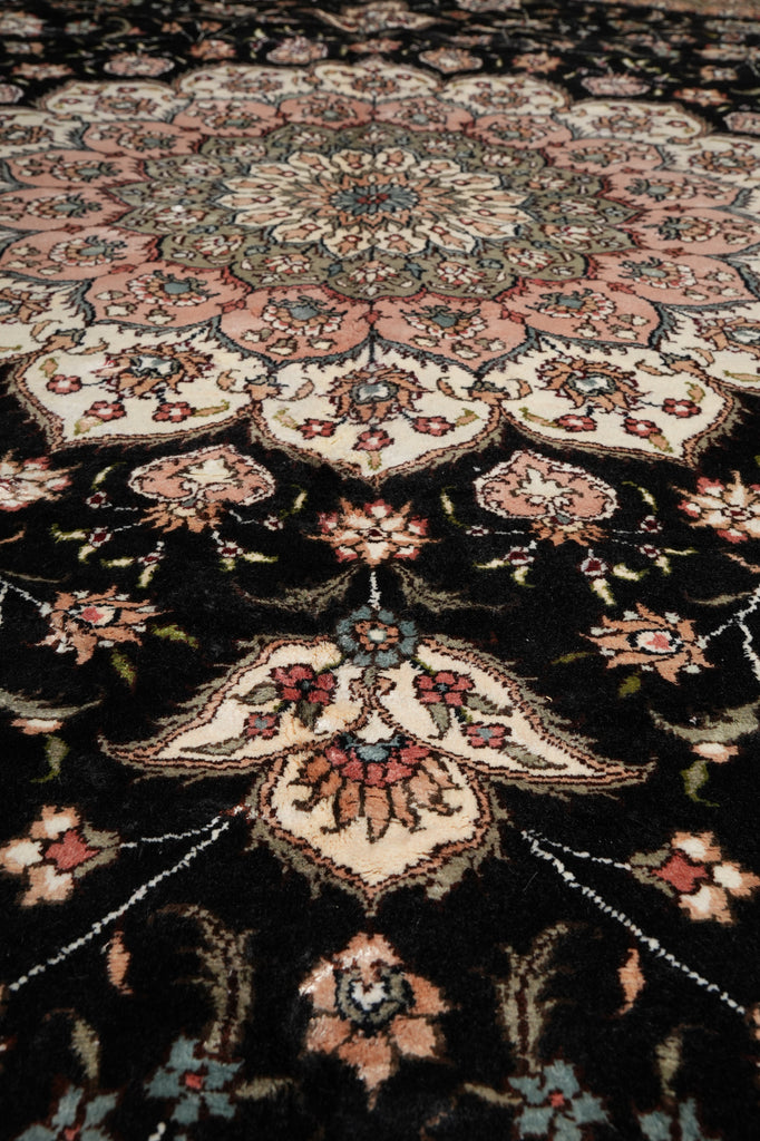 9 x 9 Square Silk Handmade Fancy Rug QOM #40673