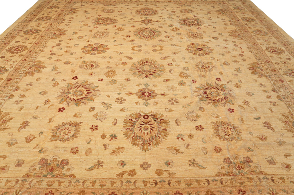 13 x 16 Beige Warm Colors Natural Quality Wool Chobi Peshawar Rug #PIX-6706