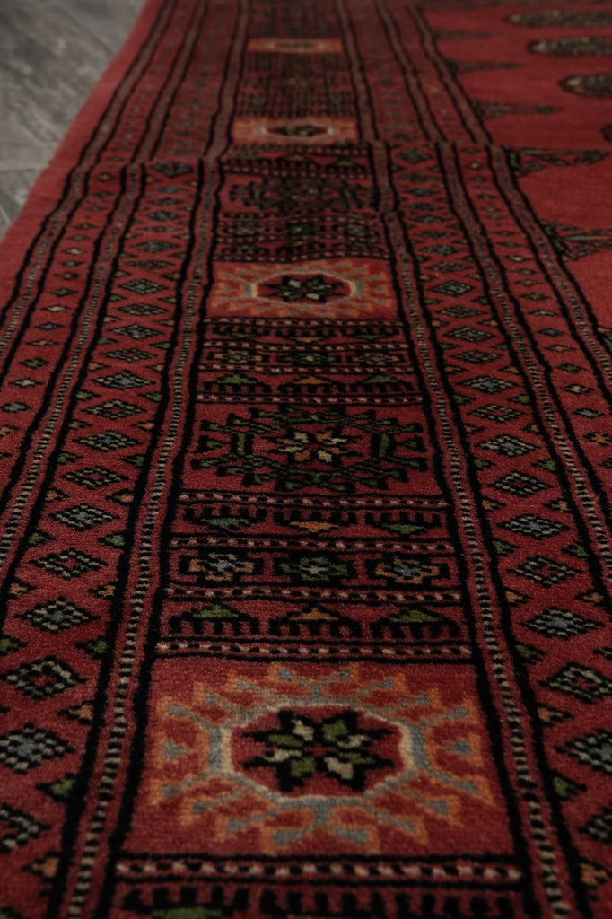 4.3 x 6 Bokhara Rug Handmade Imported Pakistan Carpet #41082