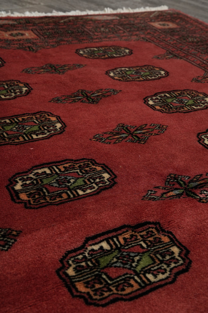 4.3 x 6 Bokhara Rug Handmade Imported Pakistan Carpet #41082