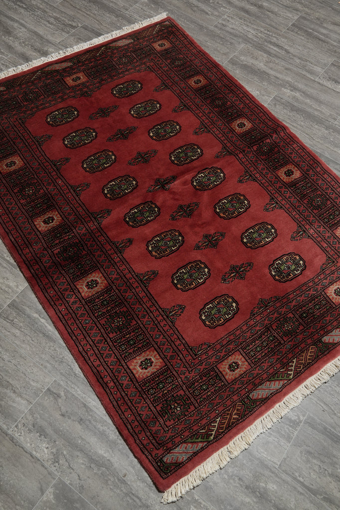 4.3 x 6 Bokhara Rug Handmade Imported Pakistan Carpet #41082