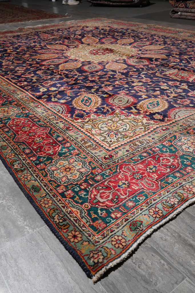 10 x 13  Persian Tabriz Sheikh Safi Rug #F-4138