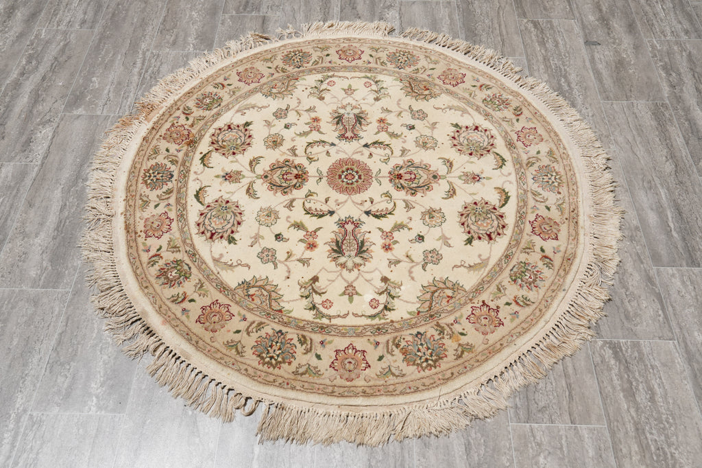 4 x 4 Feet round Quality Handmade Wool and Silk Rug Ivory #F-4209