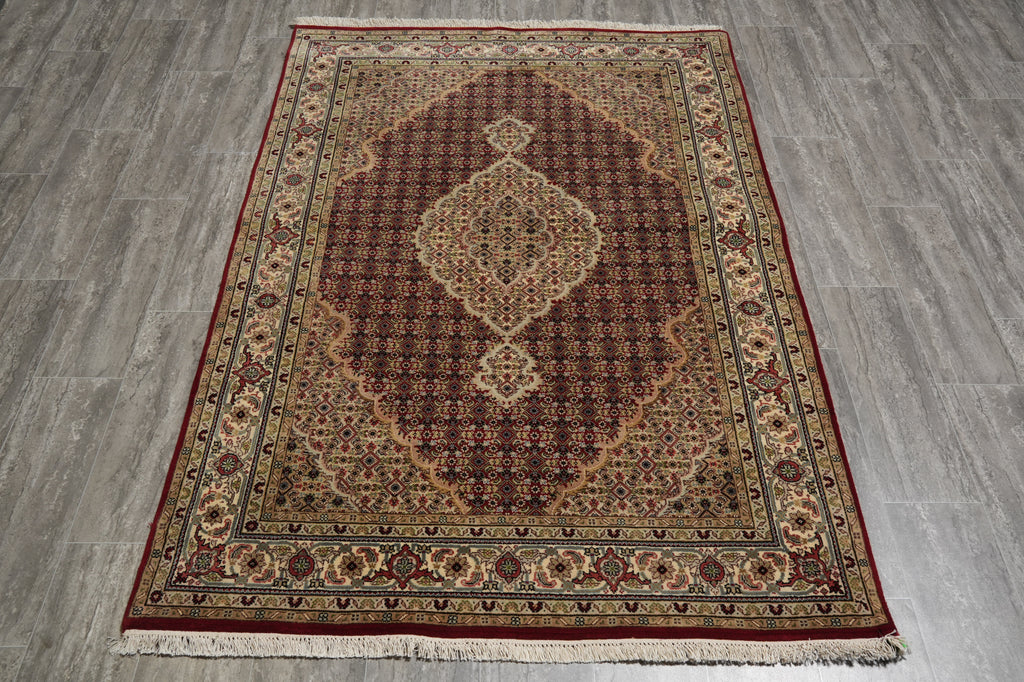 4.7 x 6.8 Quality Handmade Wool and Silk Mahi Tabriz Herat Rug #F-3088