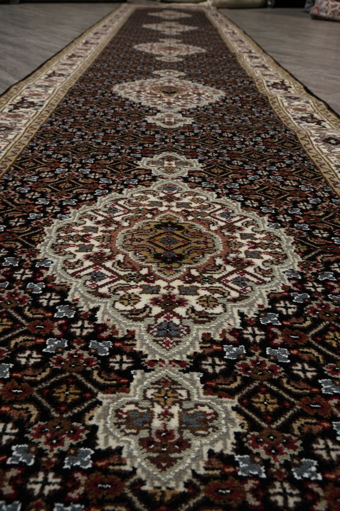 2.9 x 16' Feet High Quality Handmade Wool and Silk Tabriz Mahi #F-3349