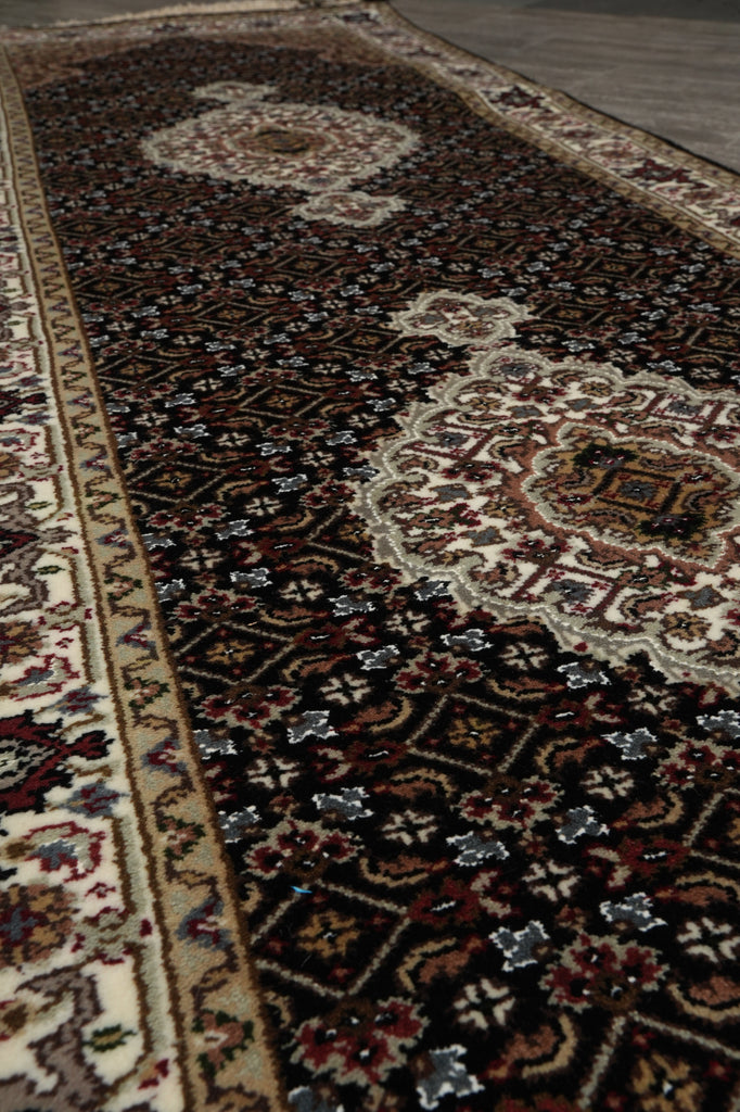 2.9 x 16' Feet High Quality Handmade Wool and Silk Tabriz Mahi #F-3349
