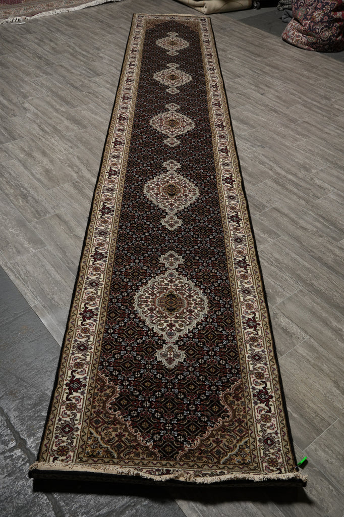 2.9 x 16' Feet High Quality Handmade Wool and Silk Tabriz Mahi #F-3349