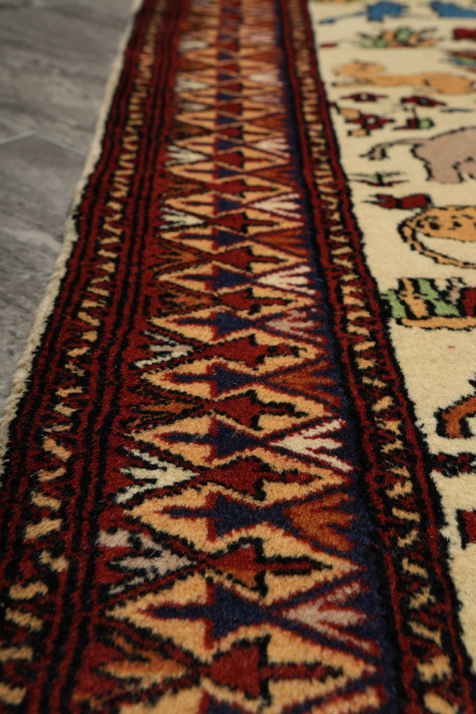 4 x 6  Charactristic Persian Qashkooli Rug Geometric Animal Motif #PIX-16387