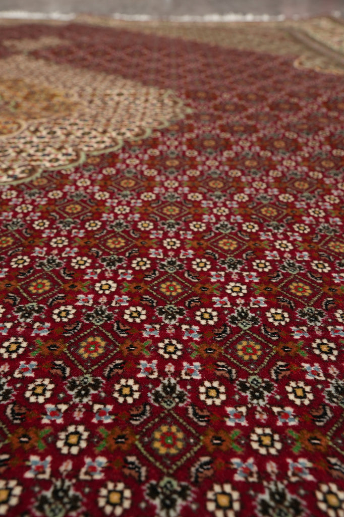 6.8 x 10 Authentic Persian Mahi Tabriz Rug Wool and Silk 400 KPSI  Roby Burgundy#F-4450