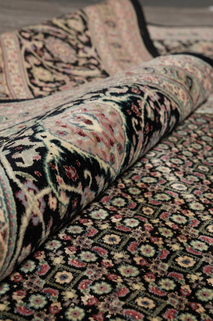 8.10 x 11.10 Black Fine Quality Wool and Silk Tabriz Mahi Handmade Rug #F-4451