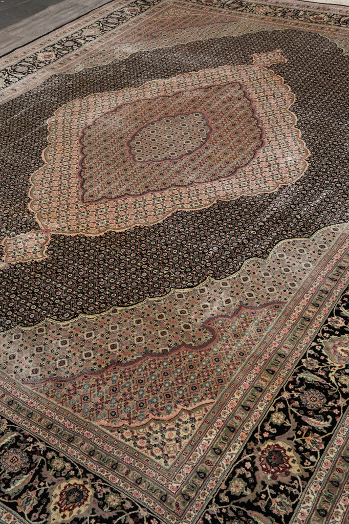 8.10 x 11.10 Black Fine Quality Wool and Silk Tabriz Mahi Handmade Rug #F-4451