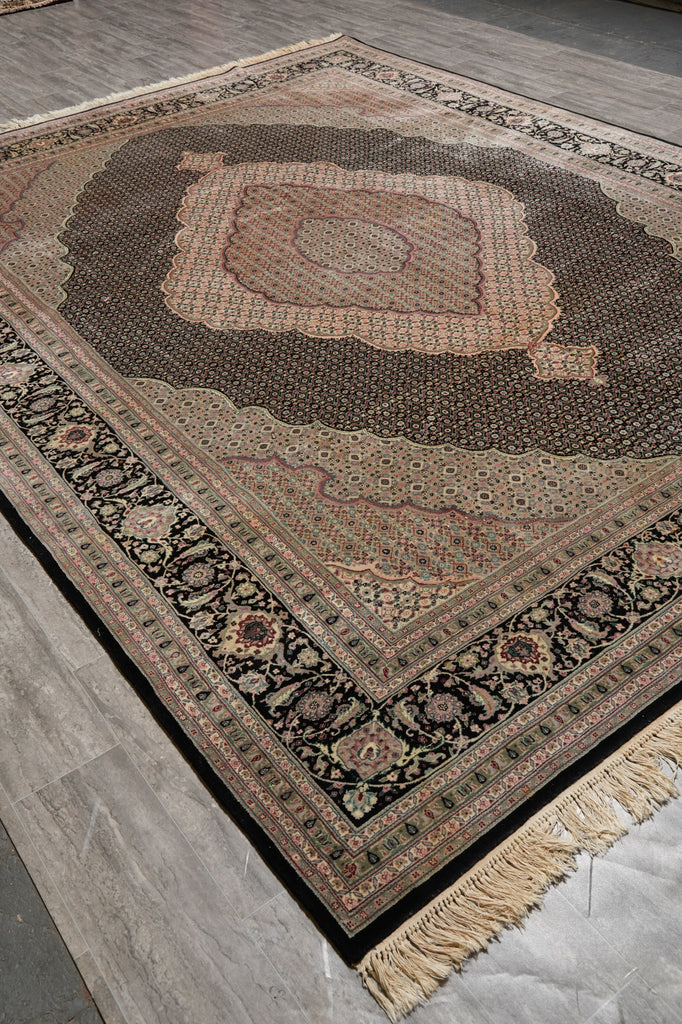 8.10 x 11.10 Black Fine Quality Wool and Silk Tabriz Mahi Handmade Rug #F-4451