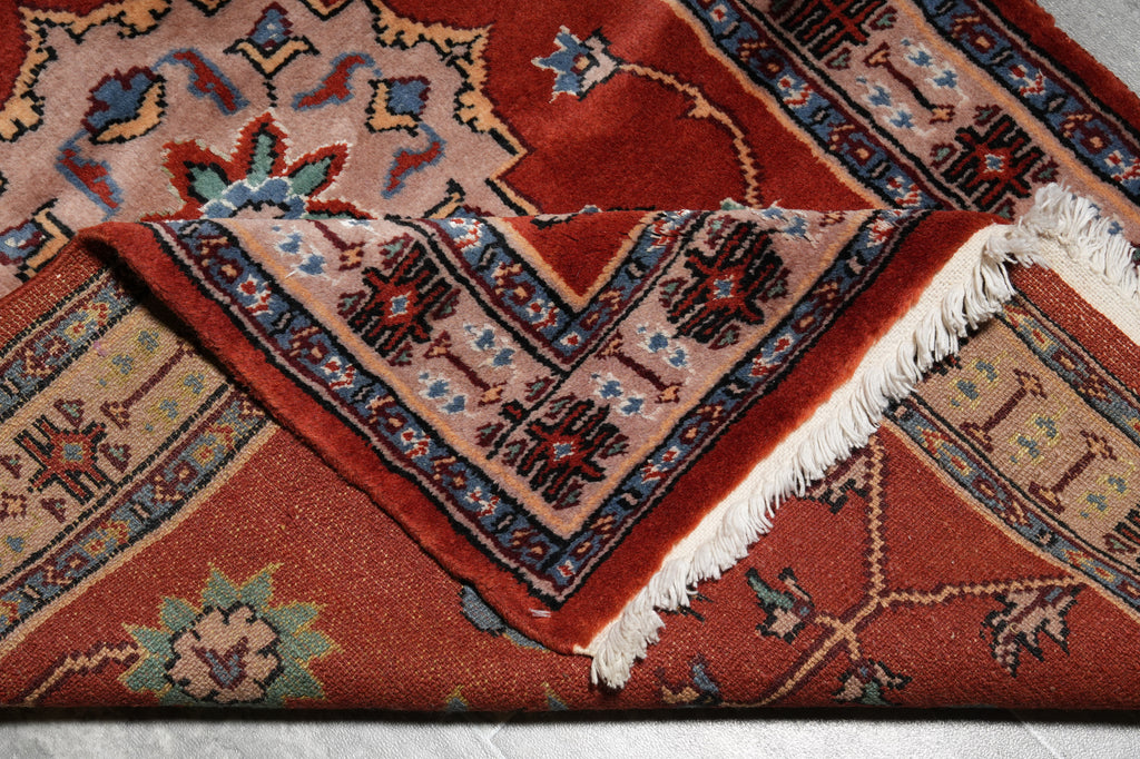 2.8 x 4 Village Handmade Rug Elephant Pattern #F-3105