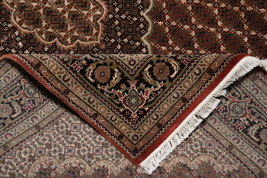 5.8 x 8.3 Rust Quality Wool and Silk Tabriz Mahi #F-4453