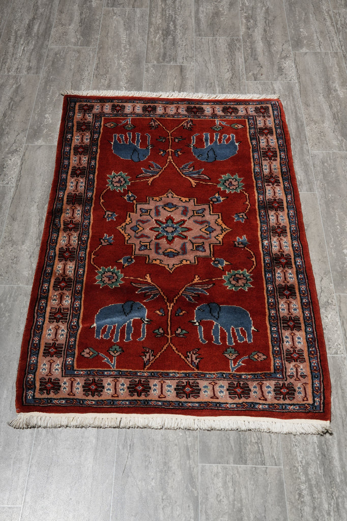 2.8 x 4 Village Handmade Rug Elephant Pattern #F-3105