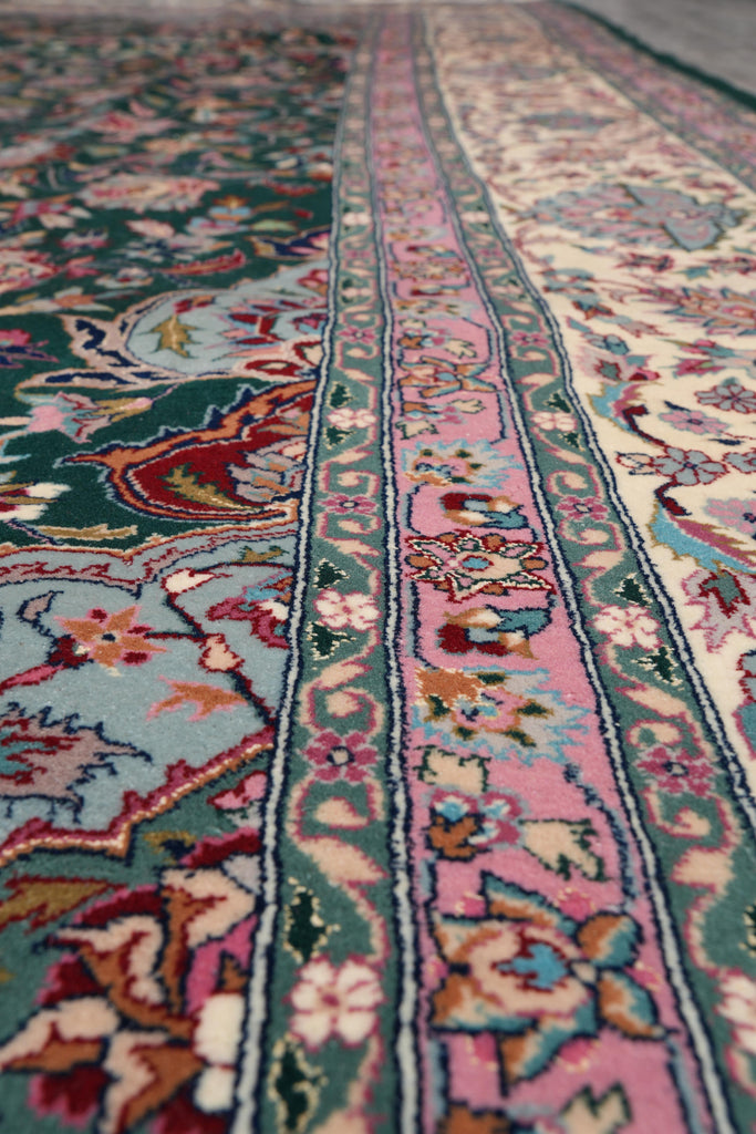 9.4 x 13 Forest Green Fine Weave Handmade Rug Wool and Silk #F-4151