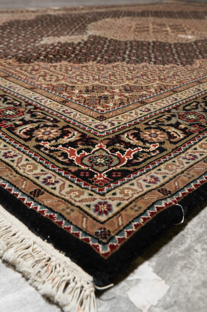 5.5 x 8 Black Tabriz Mahi Wool and Silk Handmade Rug #F-4454