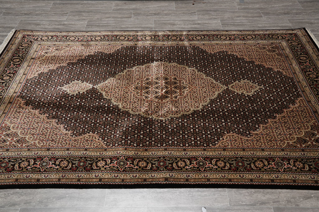 5.5 x 8 Black Tabriz Mahi Wool and Silk Handmade Rug #F-4454