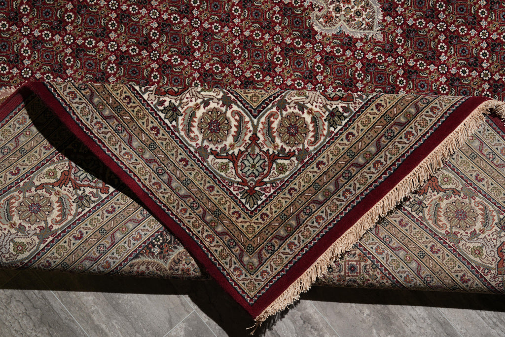 8.1 x 11.6 Finer Weave Handmade Rug Wool and Silk Mahi Tabriz#F-4155