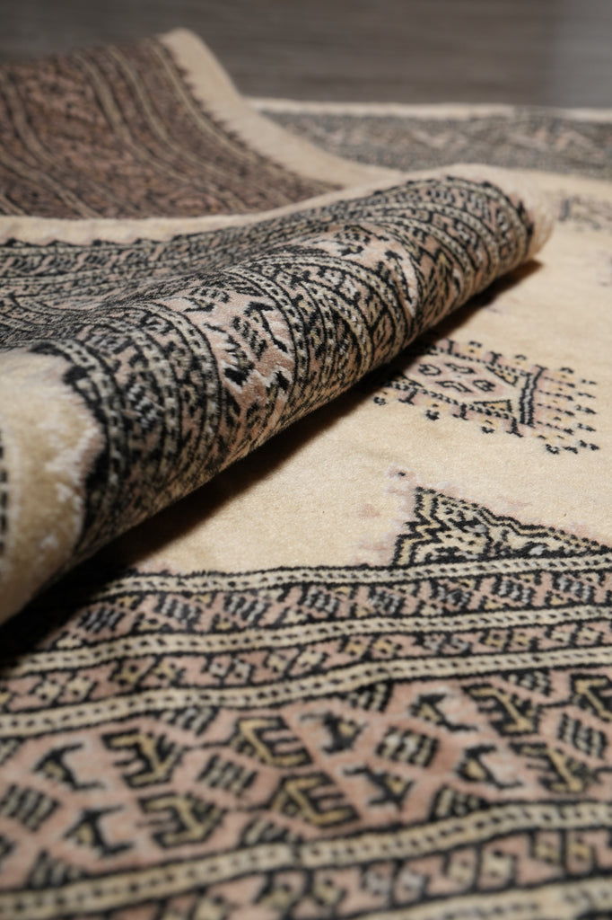 4 x 6 Quality Jaldar Bokhara Rug Imported Pakistan #F-3112