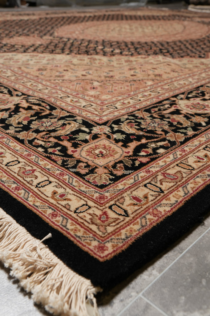 7.9 x 9.9 Black Area Rug High Quality Handmade Wool Silk #F-4456