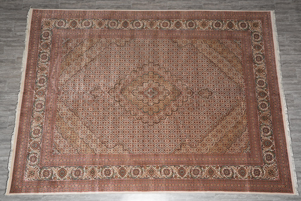 9.9 x 13.3  Quality Handmade Wool and Silk Rug Mahi Tabriz #F-4156