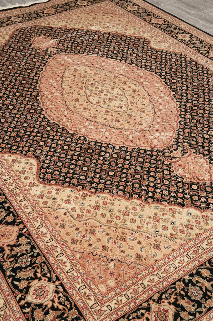 7.9 x 9.9 Black Area Rug High Quality Handmade Wool Silk #F-4456