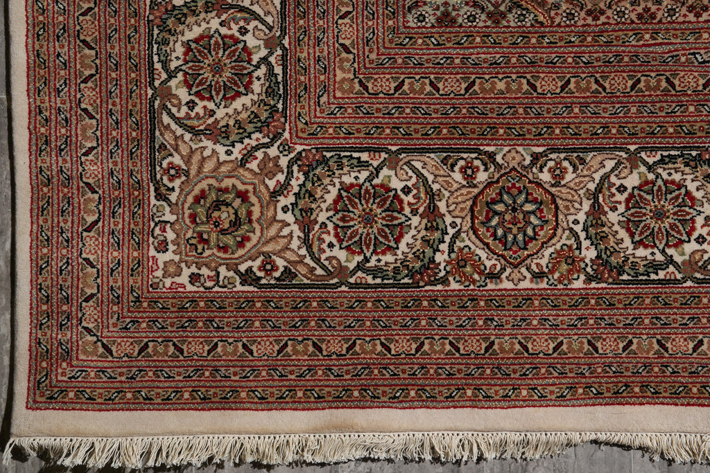 9.9 x 13.3  Quality Handmade Wool and Silk Rug Mahi Tabriz #F-4156