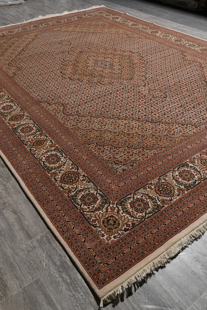 9.9 x 13.3  Quality Handmade Wool and Silk Rug Mahi Tabriz #F-4156