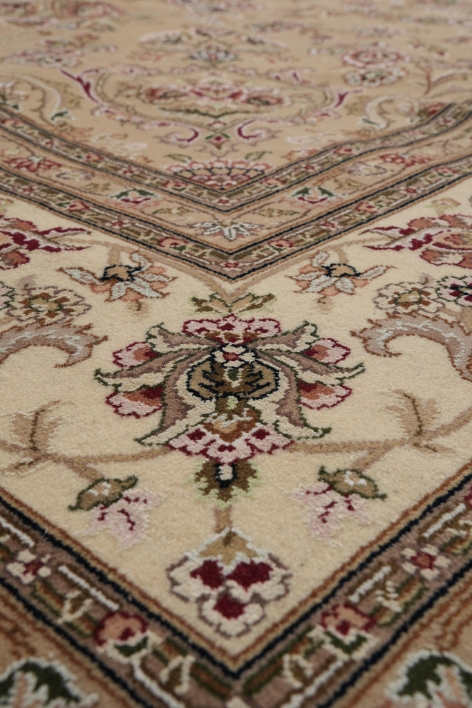 8.6 x 11.6 Fine Weave Wool and Silk handmade Rug Khaki #F-4159