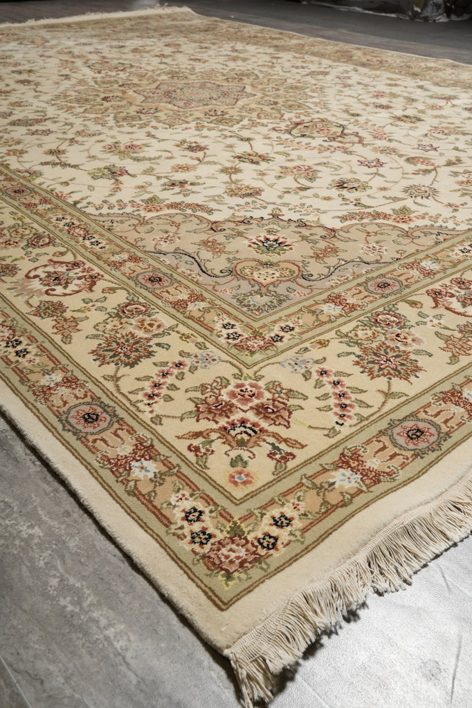 8.9 x 12 New Quality Wool and Silk Hand-Knotted Tabriz Rug #F-3109