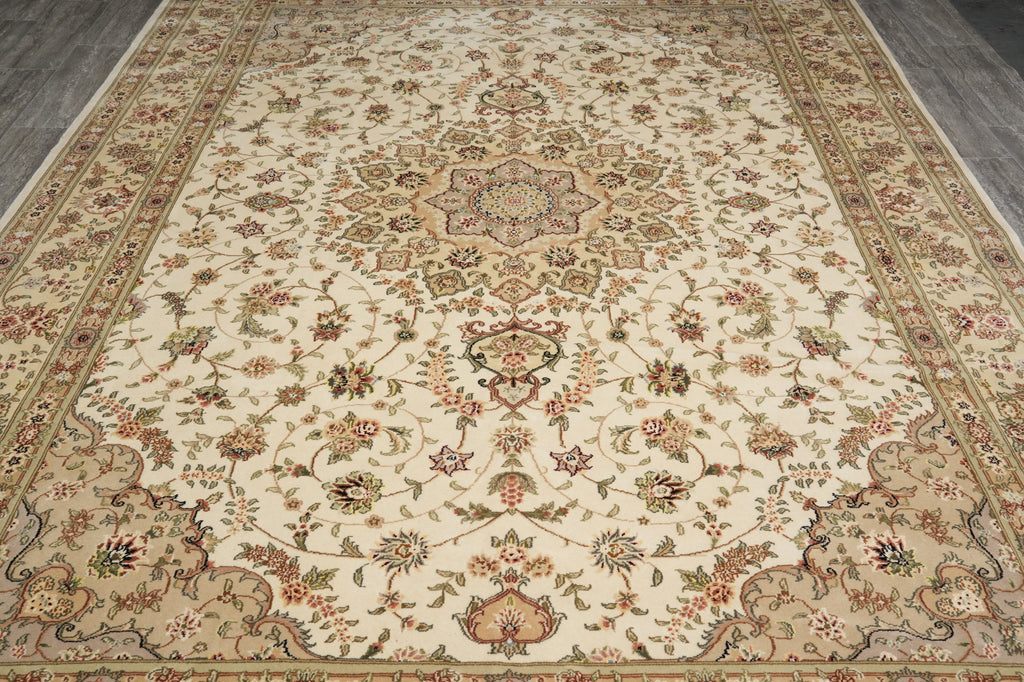 8.9 x 12 New Quality Wool and Silk Hand-Knotted Tabriz Rug #F-3109