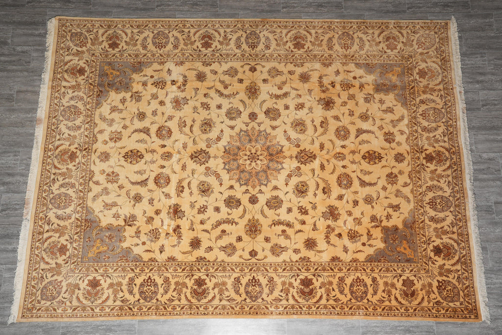 9.1 x 12.4 Wool and Silk Finer Weave Handmade rug #F-4162