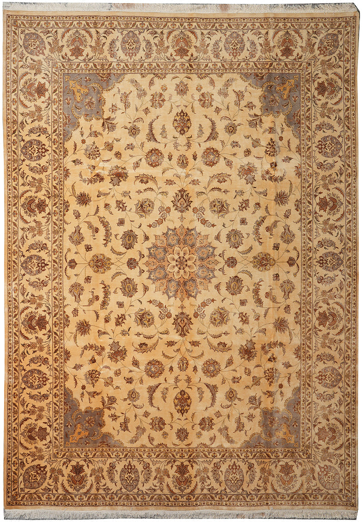 9.1 x 12.4 Wool and Silk Finer Weave Handmade rug #F-4162