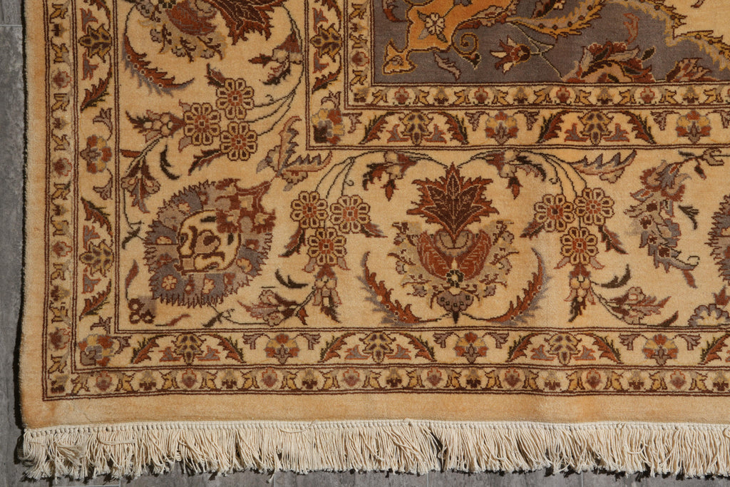 9.1 x 12.4 Wool and Silk Finer Weave Handmade rug #F-4162