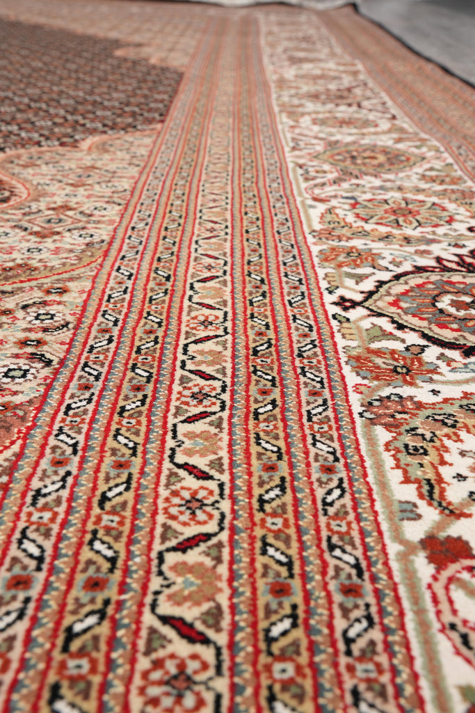 9.8 x 13.2 Wool and Silk Mahi Tabriz Rug #F-4163