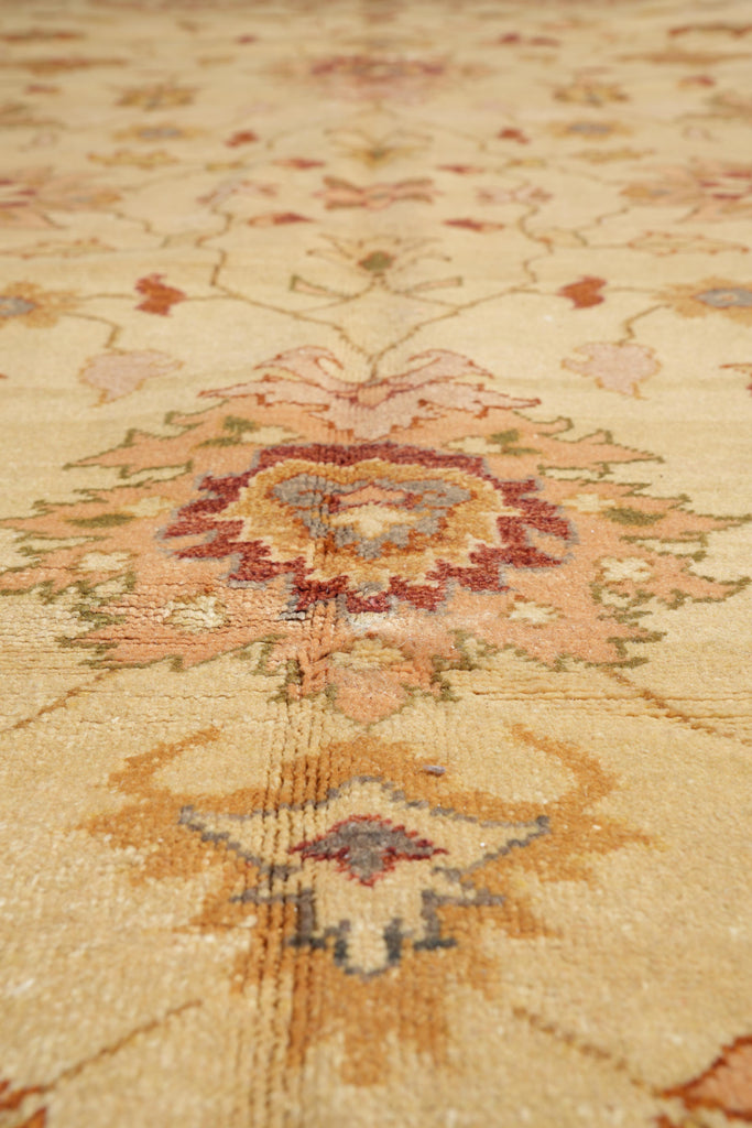 8.7 x 10.10 Handmade Agra Rug Neutral #F-4164