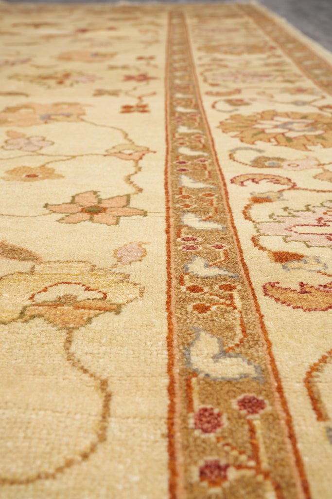 8.7 x 10.10 Handmade Agra Rug Neutral #F-4164