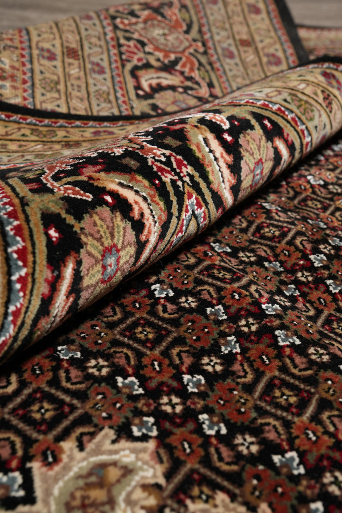 8.2 x 9.9 Beautiful Quality Wool and Silk Handmade Mahi Tabriz Rug #F-4466