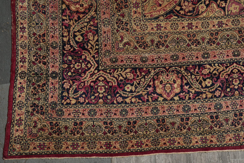 13.6 x 16 Signed Authentic Antique Persian Kermanshah Rug 1930's #F-3117