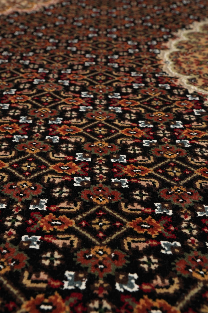 8.2 x 9.9 Beautiful Quality Wool and Silk Handmade Mahi Tabriz Rug #F-4466