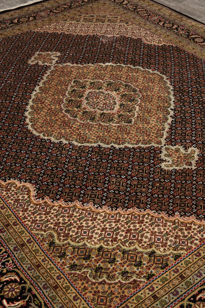 8.2 x 9.9 Beautiful Quality Wool and Silk Handmade Mahi Tabriz Rug #F-4466